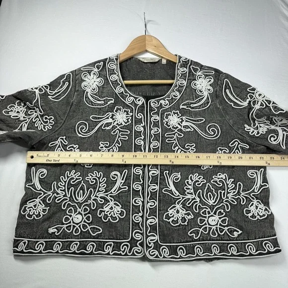 Soft Surroundings Wildwood Bolero Cropped Jacket Sz L Floral Embroidery Gray Wht - Picture 7 of 10